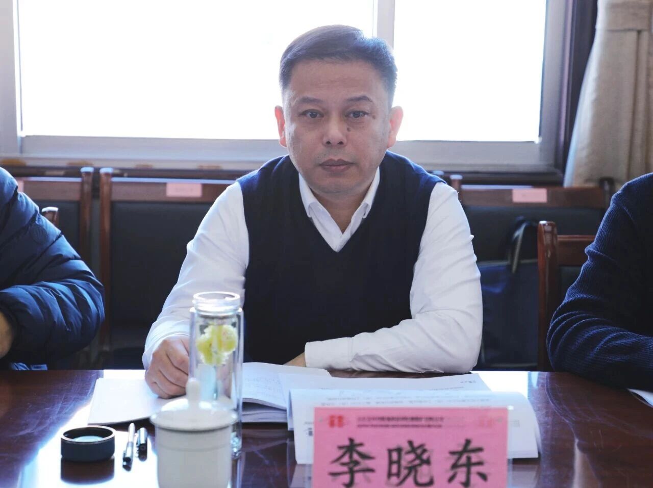 宏河集團(tuán)召開紅旗煤礦生產(chǎn)接續(xù)專題會(huì)議部署重點(diǎn)工作1