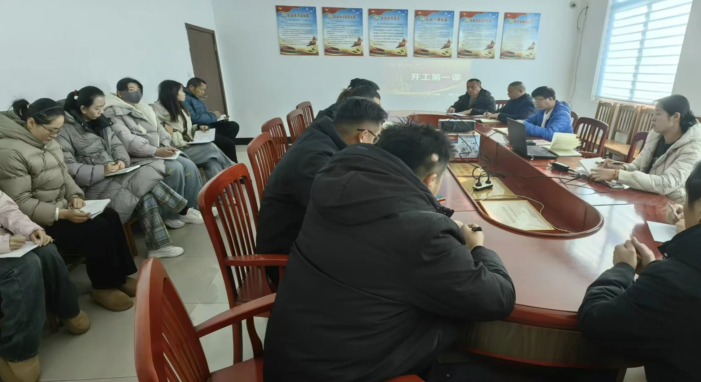 凝心聚力抓安全 收心歸位啟新程——宏河集團(tuán)召開(kāi)2026年春節(jié)開(kāi)工第一課8